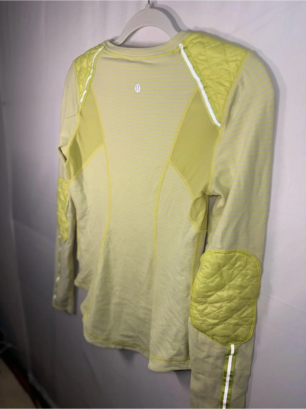 Lululemon Yellow Long Sleeve Quilted Shoulders and elbow Athletic Top Size 6